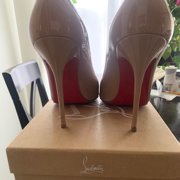 Christian Louboutin So Kate - Picture 1 of 7